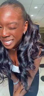 Veronica Smith: Expert in Healthy Hair and Styling