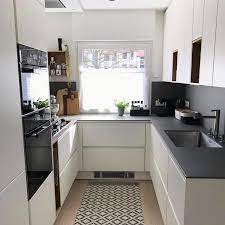 Mempunyai properti yang bagus,luas dan di dalam nya di desain sebagus mungkin dengan desain minimalis. 13 Tips Membuat Desain Dapur Sederhana Dan Murah Yang Fungsional