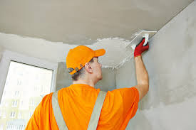 Zwischen decke und der frisch aufgetragenen putzschicht an der wand sollte eine schmale lücke sein, sonst kann es passieren, dass der putz später reißt. Rollputz Zur Gestaltung Der Decke Heimhelden