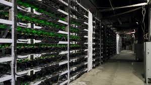 Bitcoin mining champion by developing approximately 745 mw of mining capacity by 2025. Cryptocurrency Mining Equipment On Large Arkivvideomateriale 100 Royaltyfritt 1048996147 Shutterstock