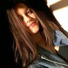 Vanessa Cosmo (vanesscosmo)