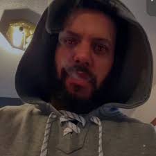 College football and the fans are such garbage. Lmao ball boy starts shit,  crowd assaults players with garbage and CFB fans Act like Colorado is the  problem.