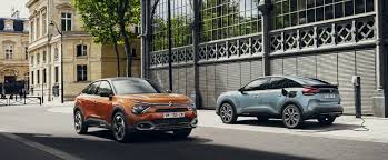 Los paneles laterales se llaman airbump, así es como llama citroën a unas protecciones de tpu, con. Citroen C4 Technical Specs Fuel Consumption Dimensions