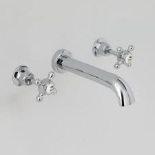 #mischbatterie #badezimmer #klassisch #armaturen #badezimmer #waschtisch #madeinengland #traditionalbathrooms #nostalgie #dasaugebadetmit #nostalgiebgadezimmer #bathroom #badideen. Elizabeth Traditionelle 3 Loch Waschtisch Wandarmatur Mit Kreuzgriffen Wahlbares Finish
