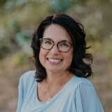 Nanette Lucas's Instagram, Twitter & Facebook