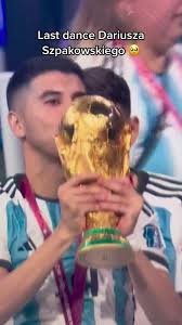 Szpakowski Gavi Norris