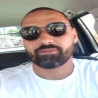 400+ perfiles de «Lamar»