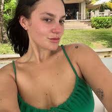 Bridgette Boyer's Instagram, Twitter & Facebook