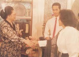 Bermodal 1 gulden, dia akhirnya punya uang 50 gulden. Hal 3 4 Foto Langka Anies Baswedan Muda Makin Tua Kian G
