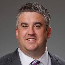 Andrew Muth's Instagram, Twitter & Facebook