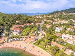 Maybe you would like to learn more about one of these? Neu Apartment 150 M Strand Camp Long Agay Saint Raphael Entfernt