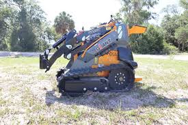Giant GS950T Compact Track Loader