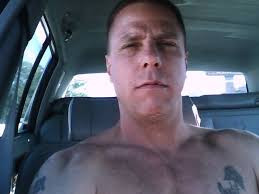 What could cause water to mix with oil in a Hyundai Getz 1.4 engine after  reconditioning?