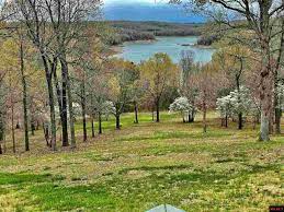 See here for a list of our real estate. Mountain Home Ar Homes And Real Estate For Sale Beaman Realty