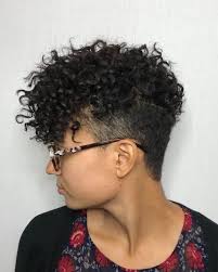Looking for an edgy short haircut? 19 Cute Curly Pixie Cut Ideas For Girls With Curly Hair