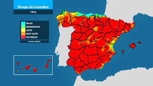 Los incendios se extienden en la cumbre, en el norte del valle de punilla, córdoba, pese a que 250 bomberos combatieron el fuego cuerpo a cuerpo durante toda la noche. Djfybcvhppnmcm