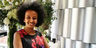 Éthiopien m (plural éthiopiens, feminine éthiopienne). Elle A Cree Tsehai La Girafe Ethiopienne A 5 Millions De Telespectateurs