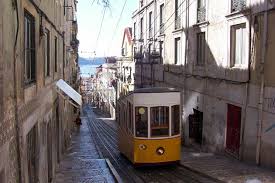 Universidade de lisboa (ulisboa) is the largest and most prestigious university in portugal and is one of europe's leading universities. Ferienwohnung Lissabon Ferienwohnungen Und Ferienhauser In Lissabon Portugal