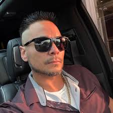 What are the best bars in Nashville to not hear country music?