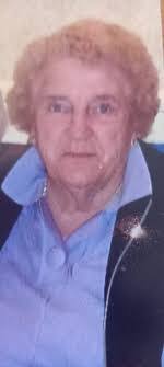 Mae Malone's Instagram, Twitter & Facebook