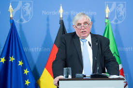 Was ab sofort wieder erlaubt ist. Corona Impfung Nrw Welche Gruppen Sind Als Nachstes Dran