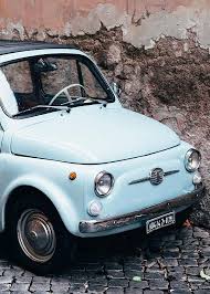 The fiat 500 isn't a car that you'd consider a fast and powerful one. Italie Photographie A Vintage Fiat 500 In Rome Etsy Fiat 500 Classic Car Photography Classic Cars