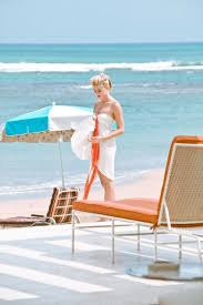 By june 2012, depp and paradis had announced their split, and shortly thereafter he and heard made their relationship public. Style Amber Heard In The Rum Diary Amber Heard Amber Heard Photos Beach