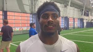 Sam Weddle's Instagram, Twitter & Facebook