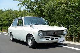 67 datsunsunny1000 sports b10 t ロフトガレージ オート シロー サニー ノスタルジック カー 旧車