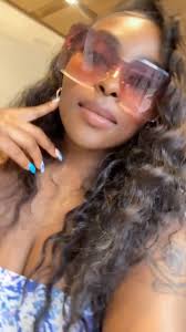 I thought I’d share my experience for y’all 😁, I went to Cali, Columbia to  get my composite veneers and omg the whole experience was amazing. I was  scheduled to be there for 3 days but they literally ...