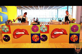 Pop Art Bar Visions In Style Pop Art Art Event Quotes