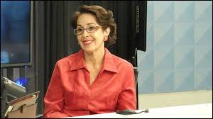 Rosalía Valdés publica libro dedicado a su papá "Tin Tan"