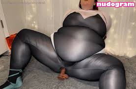 squishy-brat  squishylilbrat Гола изтичане OnlyFans снимка 18 - Nudogram  v2.1