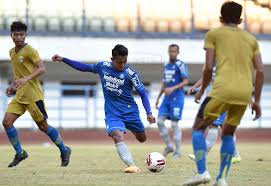 Febri hariyadi, 25, from indonesia persib bandung, since 2015 right winger market value: Saran Pelatih Persib Bandung Untuk Febri Hariyadi Okezone Bola