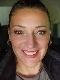 What do y'all think of this deep plum look? This is the new lip/cheek  huckleberry! Let me know if you need to link to the eyeshadows🫶🏻