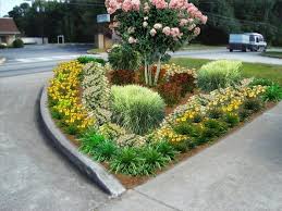 Pin By Vanessa Chisholm Grimes On Subdivision Entrance Garden Ideas Landscaping Entrance Commercial Landscape Design Commercial Landscaping And, so will the five commercial landscape design ideas here. pinterest