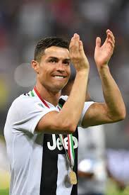 Oglądaj transmisje superpuchar włoch na żywo online w internecie i w tv. Cristiano Ronaldo Z Medalem Za Superpuchar Wloch Juventus Turyn Italy Italia Juve Ronaldo Cristianoro Ronaldo Cristiano Ronaldo Juventus Cristiano Ronaldo