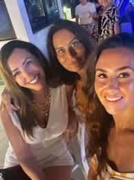 So we now seem to have lots of people from the group staying at the hotel.  Some right up there posting away some sat back enjoying everything . I'd  really like to