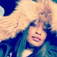 Hillary Mcclain's Instagram, Twitter & Facebook