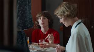 Consigli per la visione +13. Motherland Un Viaggio A Ritroso Dagli Usa Alla Lituania Alla Ricerca Della Propria Identita Mymovies It