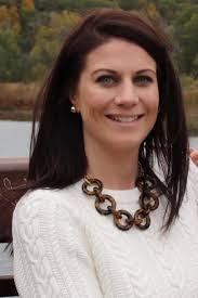 Sarah Greg's Instagram, Twitter & Facebook