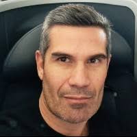 ROBERTO URZUA SAAVEDRA