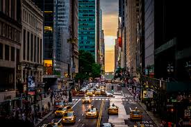 Getting best taxi curve is sketch daunting while there are multiple companies are in the cutthroat competition. Uber Vs Taxi In Nyc Which Is Better Roomi