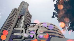 Sensex surges 790 points as cooling crude oil prices lift investor sentiment