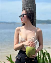 ♔♔...MC Hà Vũ - 📖