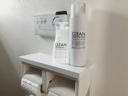 トイレの生活感が消えた 100円グッズの消臭剤カバーで掃除も快適に トイレ 消臭 消臭剤 掃除