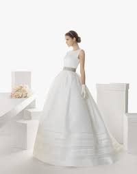 Belfast By Rosa Clara Http Www Rosaclara Es Es Vestido 8 131 Belfast 685 Html Wedding Dresses Simple Elegant Wedding Dress Ball Gowns Wedding