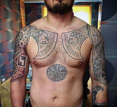 Vikings fans on reddit have taken the time to translate these runic tattoos and found that their messages are quite fitting with such an eccentric yet mysterious character like floki. 80 Tattoos Von Runen Der Wikinger Mit Bedeutung