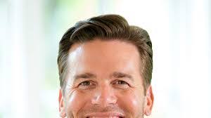 Gregory Vetter's Instagram, Twitter & Facebook