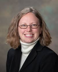 Elizabeth Helmer's Instagram, Twitter & Facebook